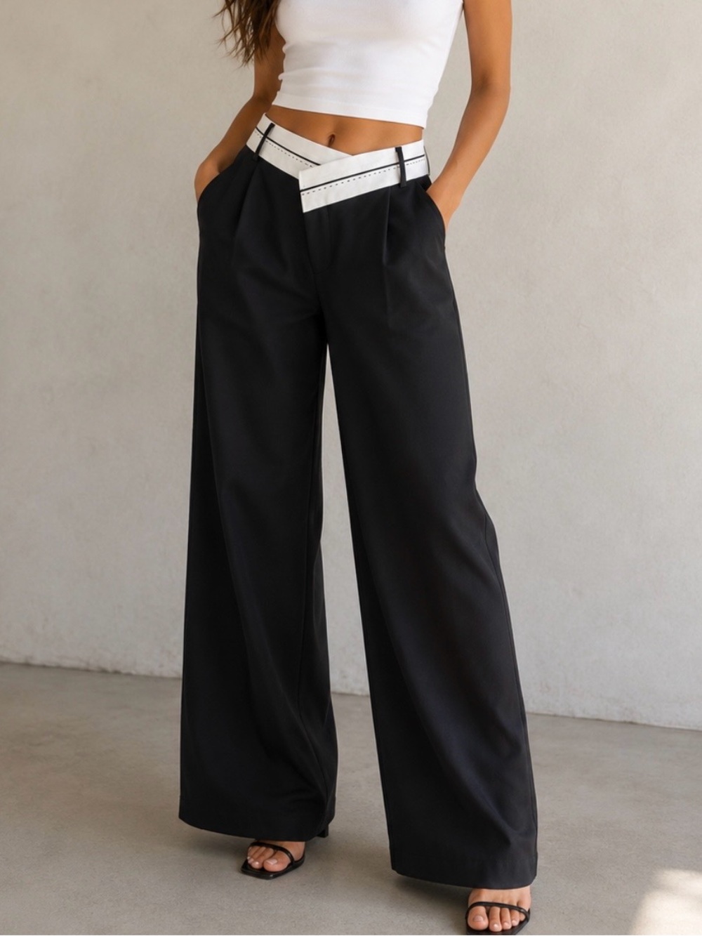 PrettyLittleThing Black Wide-Leg Trousers with White Waist Accent